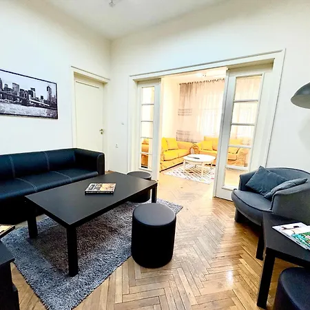 Διαμέρισμα Big & Cozy Central Apartment Σόφια