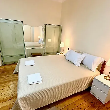 Big & Cozy Central Apartment Διαμέρισμα