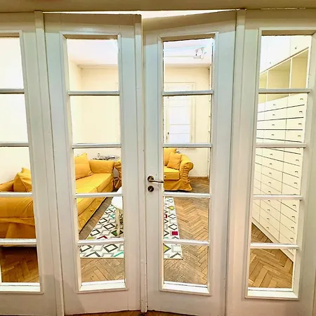 Spacious 2bd 2ba Апартаменты *