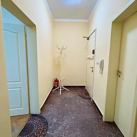 Apartament Spacious 2bd 2ba Sofia