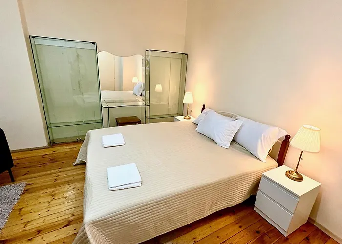 Big & Cozy Central Apartment Διαμέρισμα